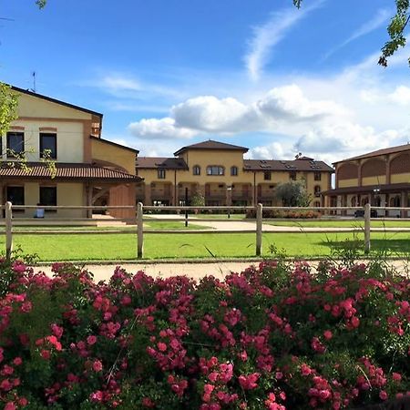 Agriturismo Il Boschetto Ornago Luaran gambar